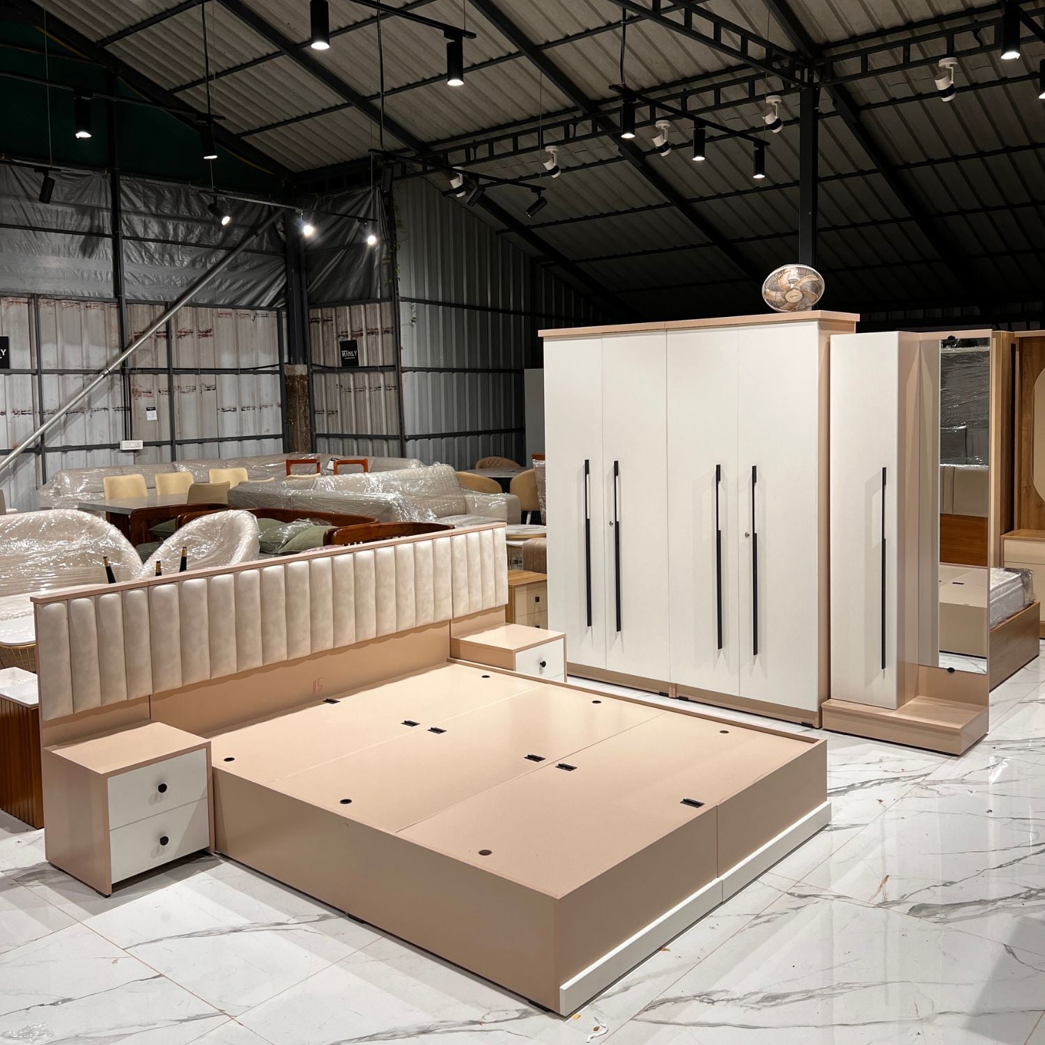 Brabus 4 Door Bedroom Set