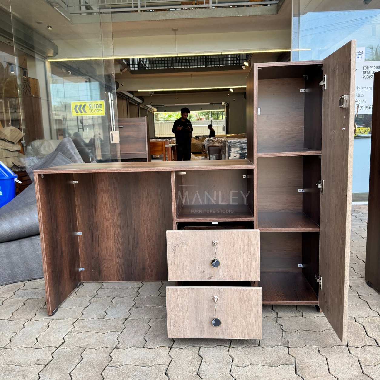 ESSENCE STUDY TABLE | PARTICLE BOARD