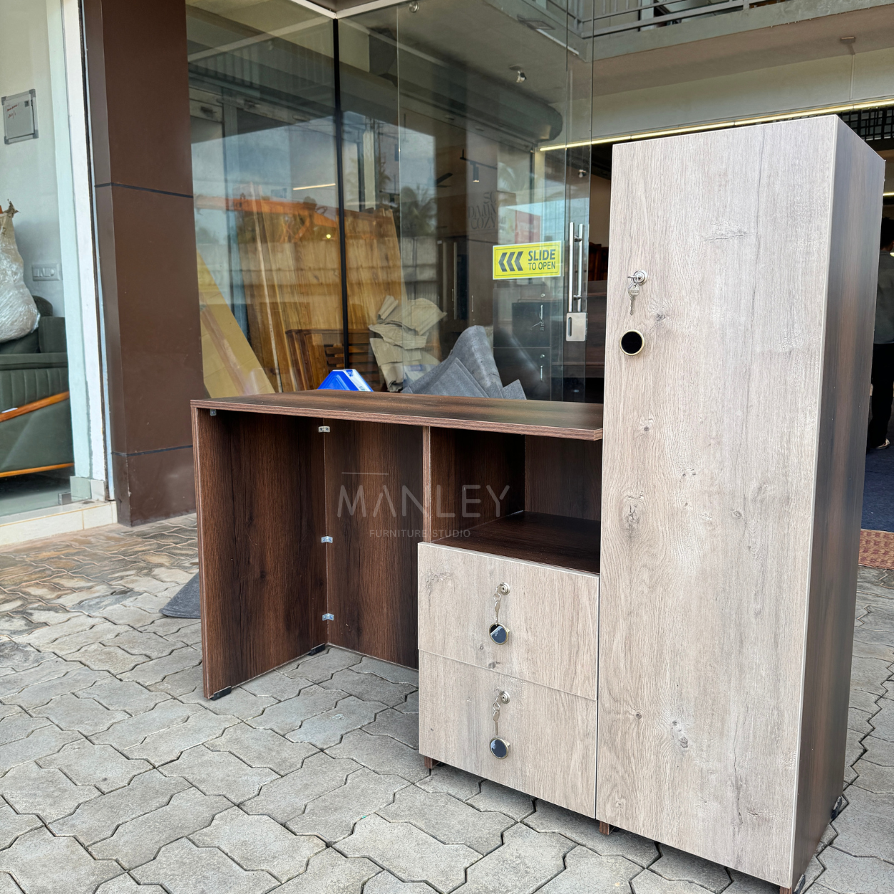 ESSENCE STUDY TABLE | PARTICLE BOARD