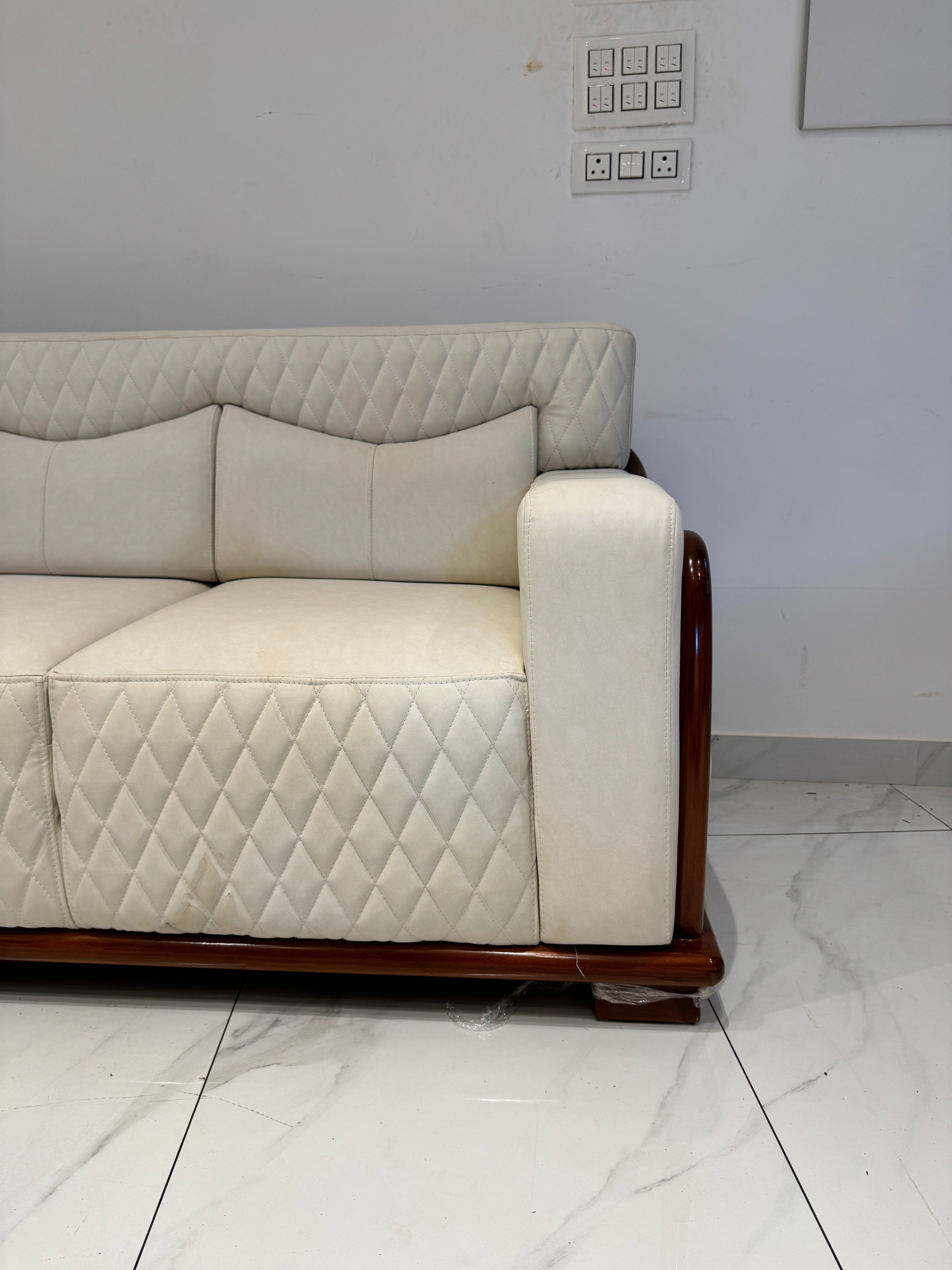 ROYALIST 3+1+1 SOFA SET | FABRIC & MAHOGANY FRAME | OFF WHITE