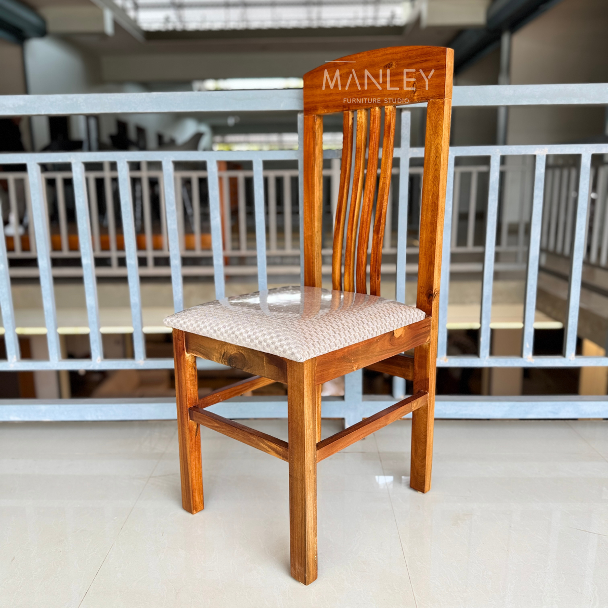 ZIYON DINING CHAIR | ACACIA WOOD WITH CUSHION