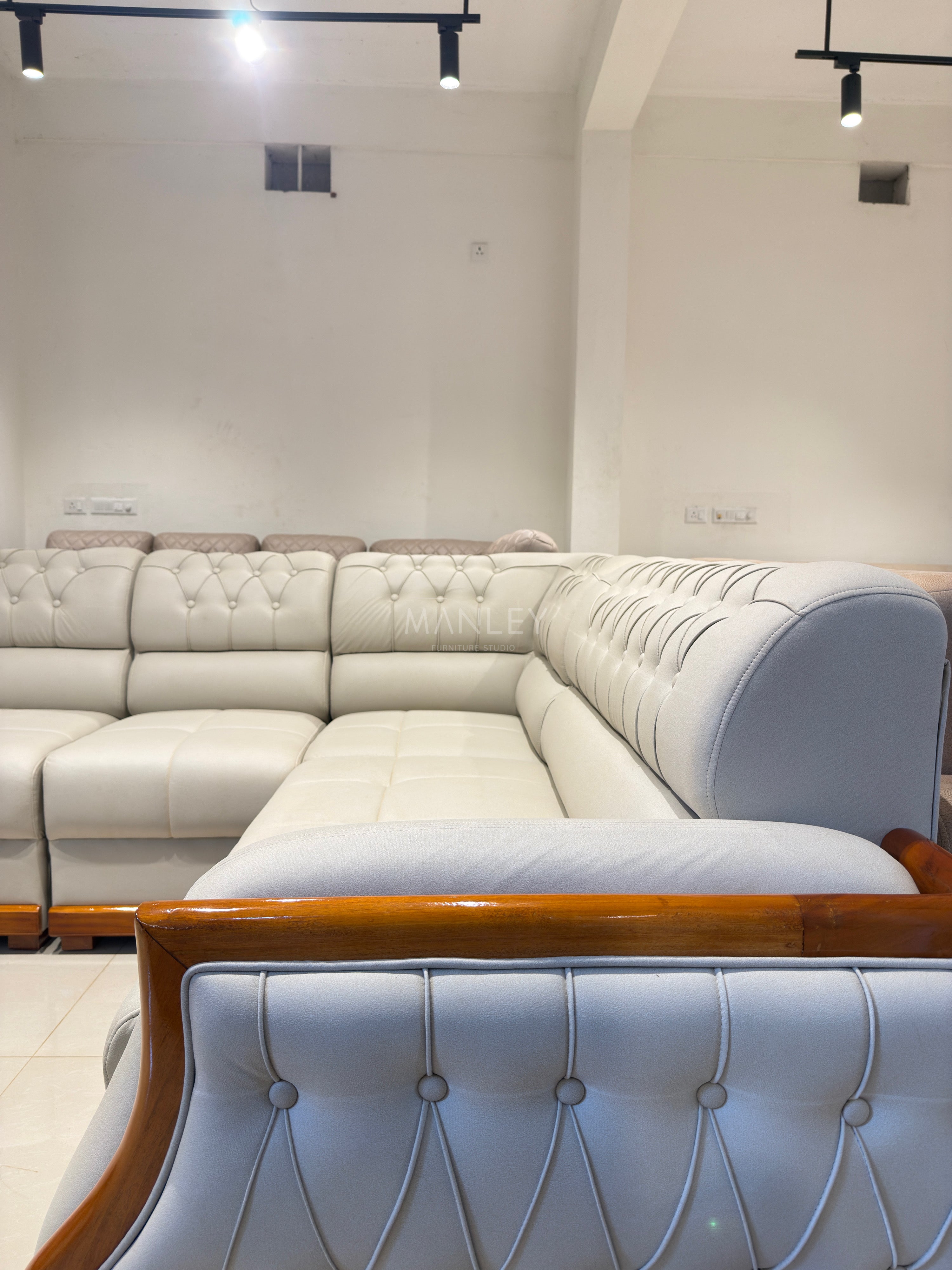 FALCON CORNER SOFA SET | MAHOGANY WOOD & FABRIC UPHOLSTERY