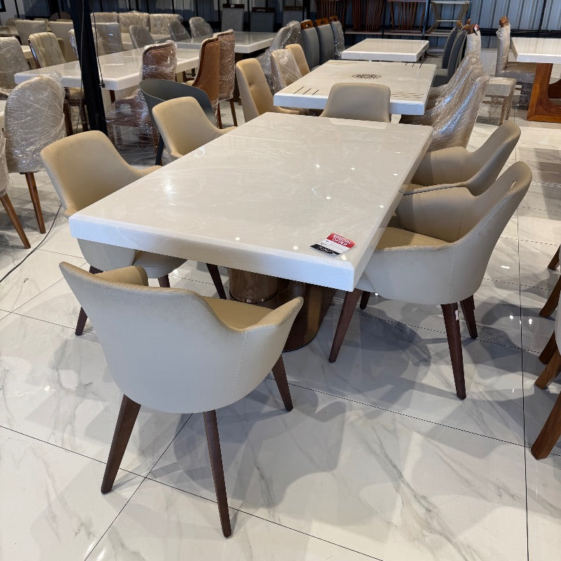 Varia Dining Set – Premium Quality Dining Furniture