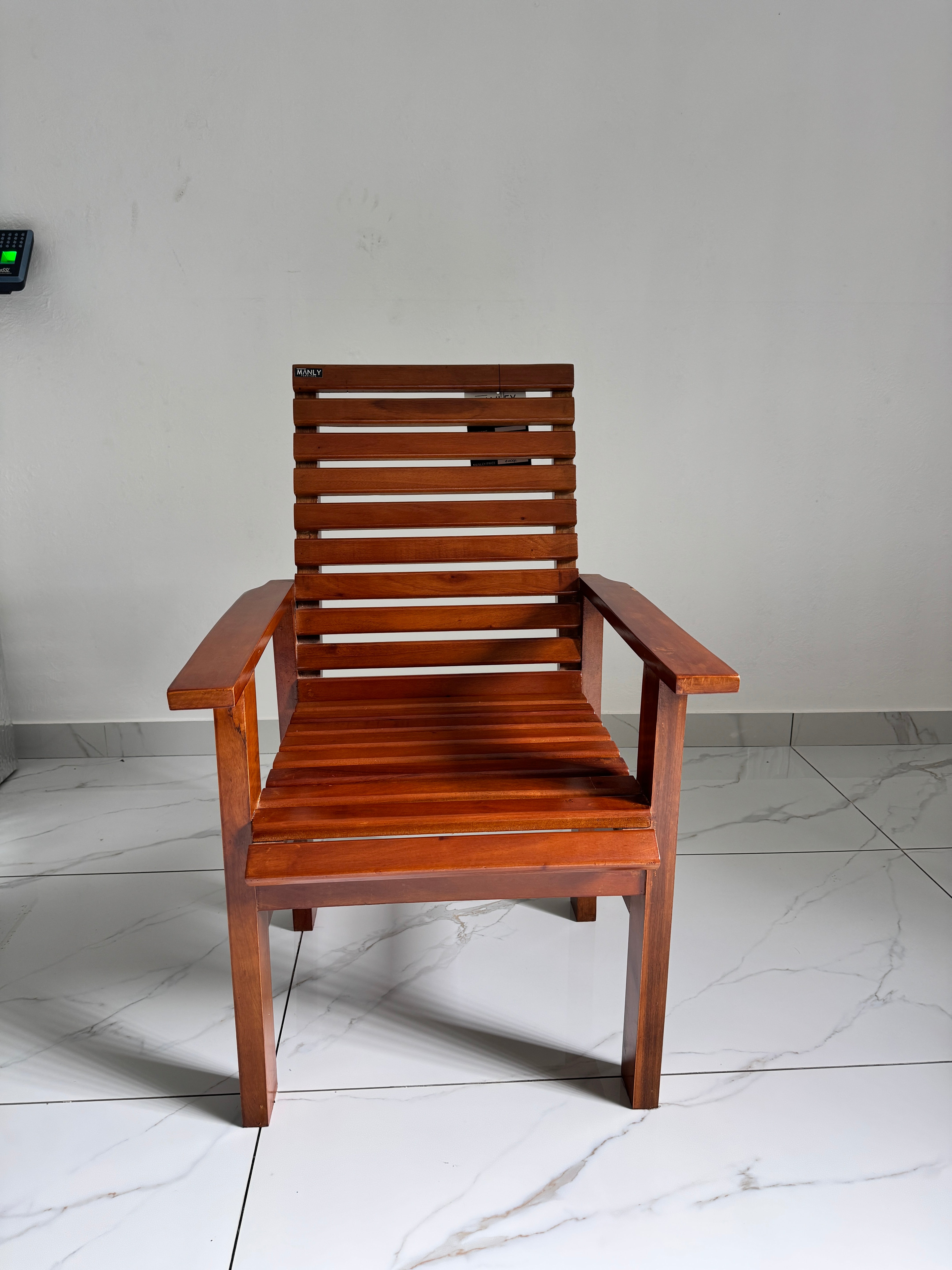 COMPACT WOOD CHAIR | TREATED MAHOGANY