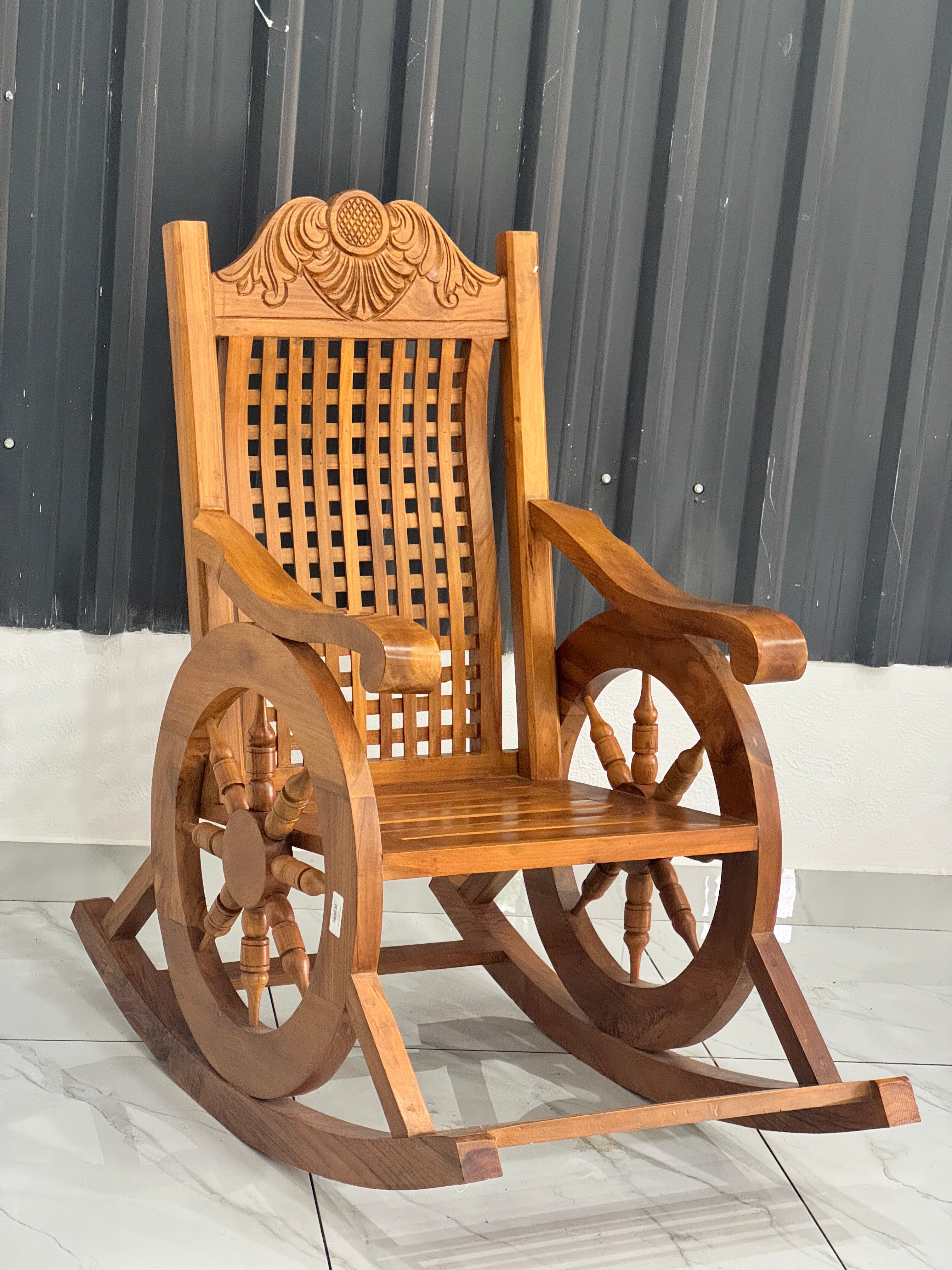 ROYAL EASY CHAIR | SOLID TEAK WOOD | 80-MONTH WARRANTY