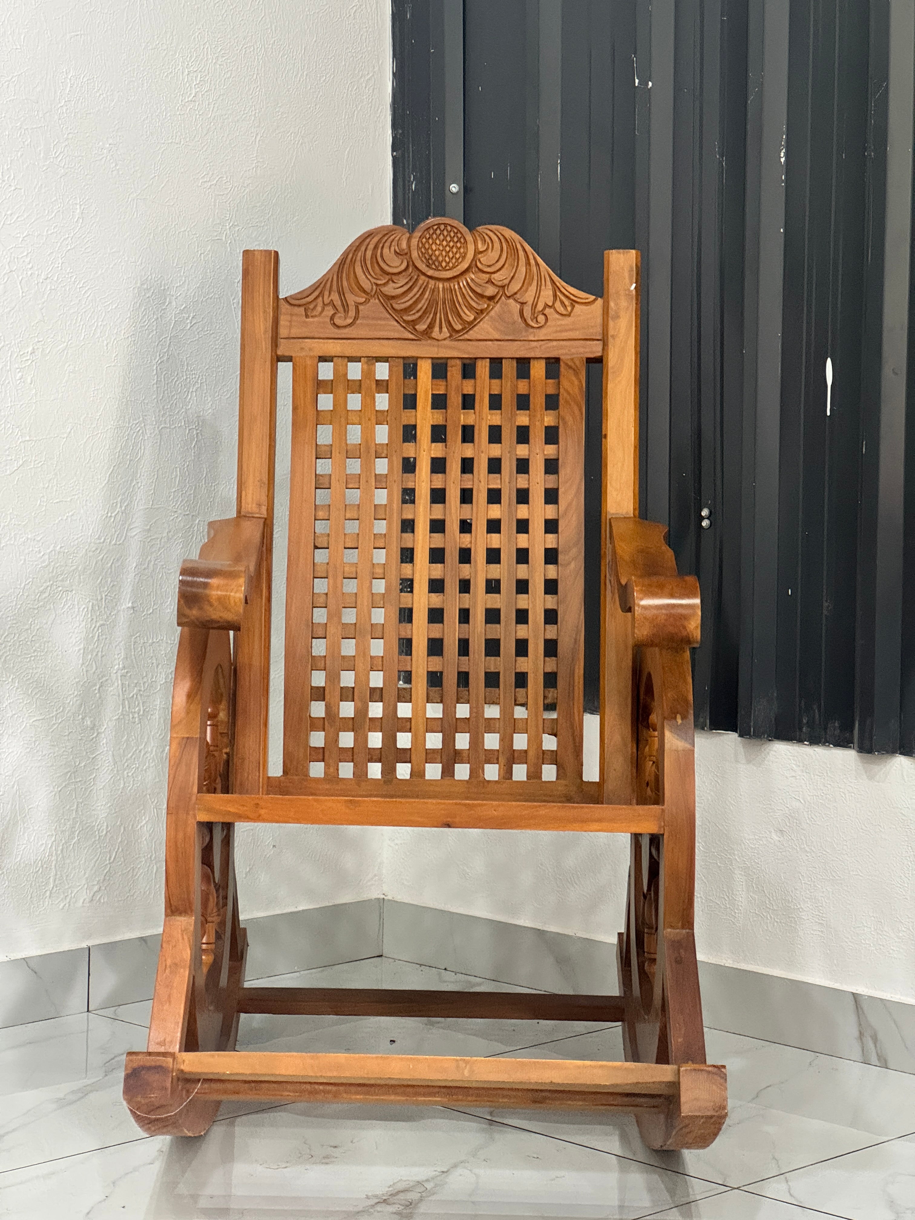 ROYAL EASY CHAIR | SOLID TEAK WOOD | 80-MONTH WARRANTY