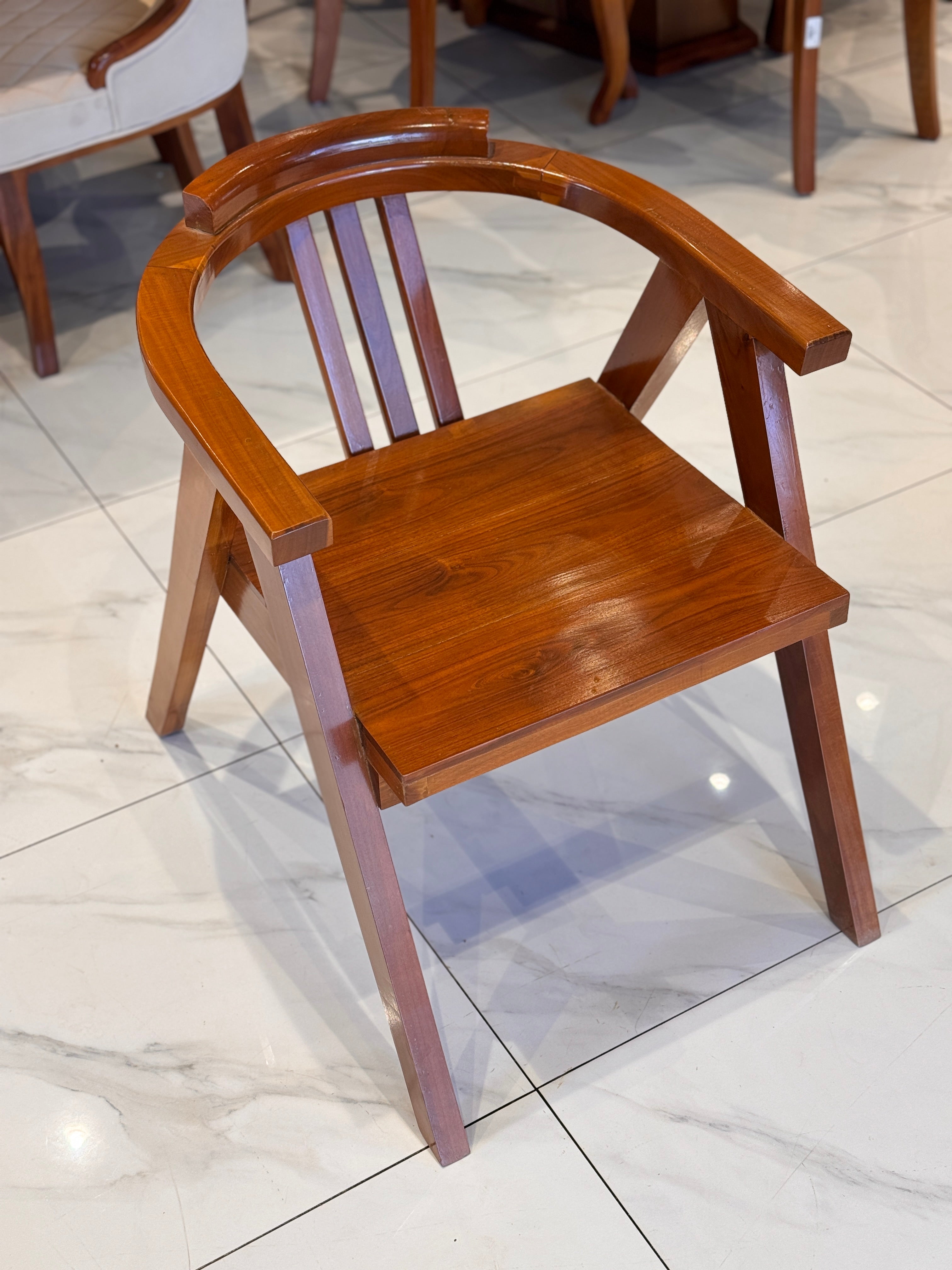 SIERRA SITOUT CHAIR | SOLID ACACIA WOOD