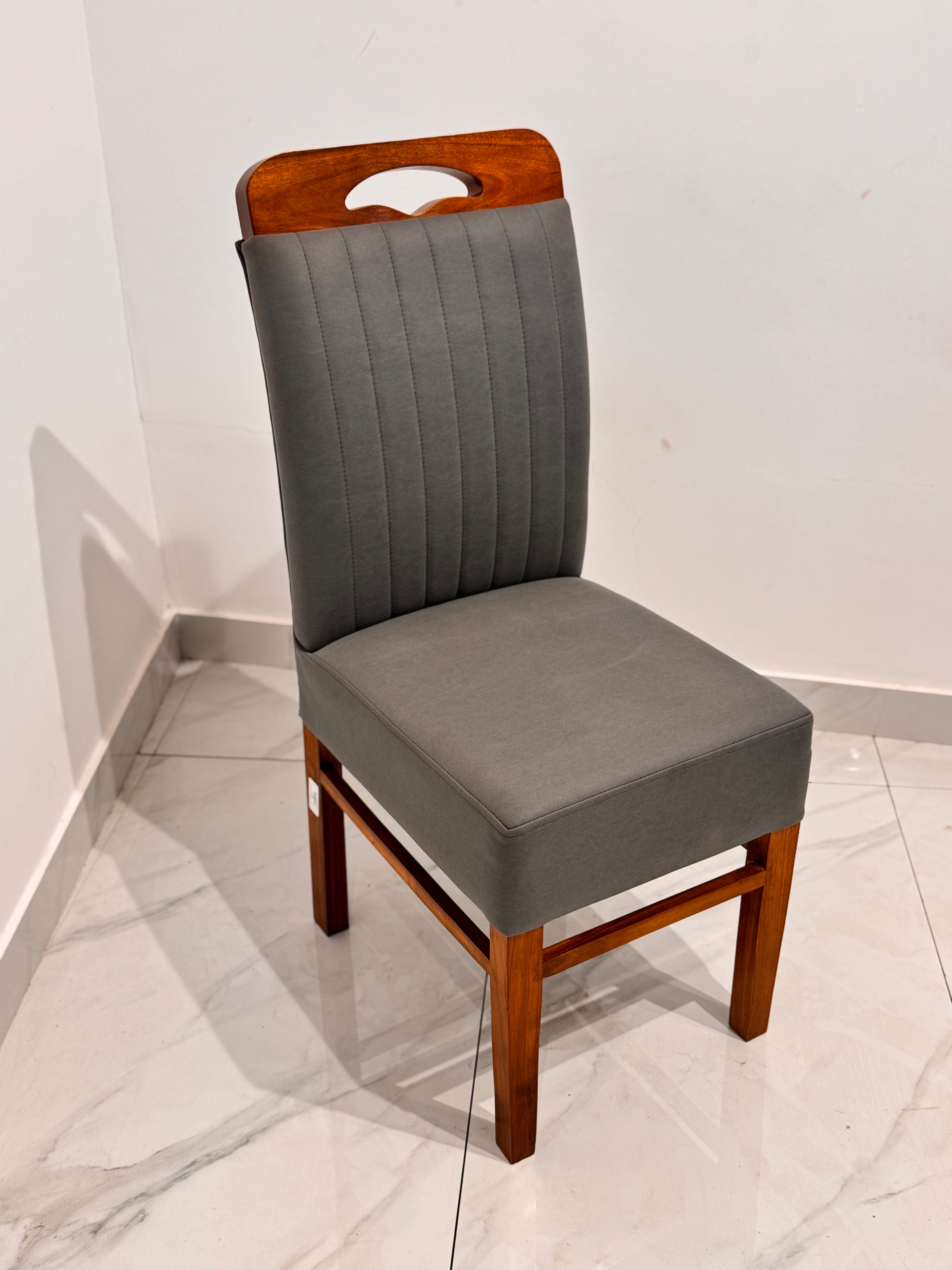 LIYER DINING CHAIR | MAHOGANY WOOD & FABRIC