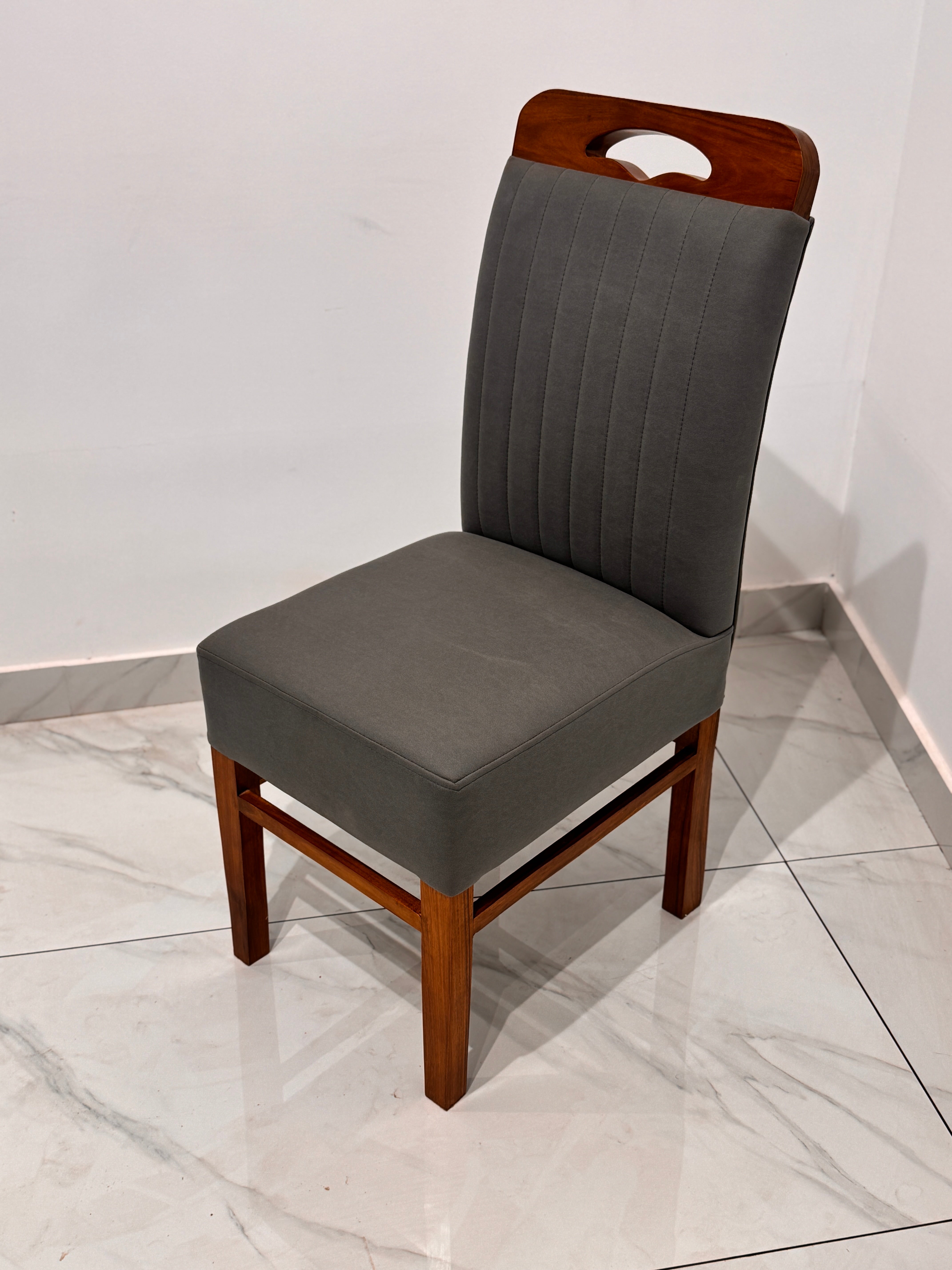 LIYER DINING CHAIR | MAHOGANY WOOD & FABRIC