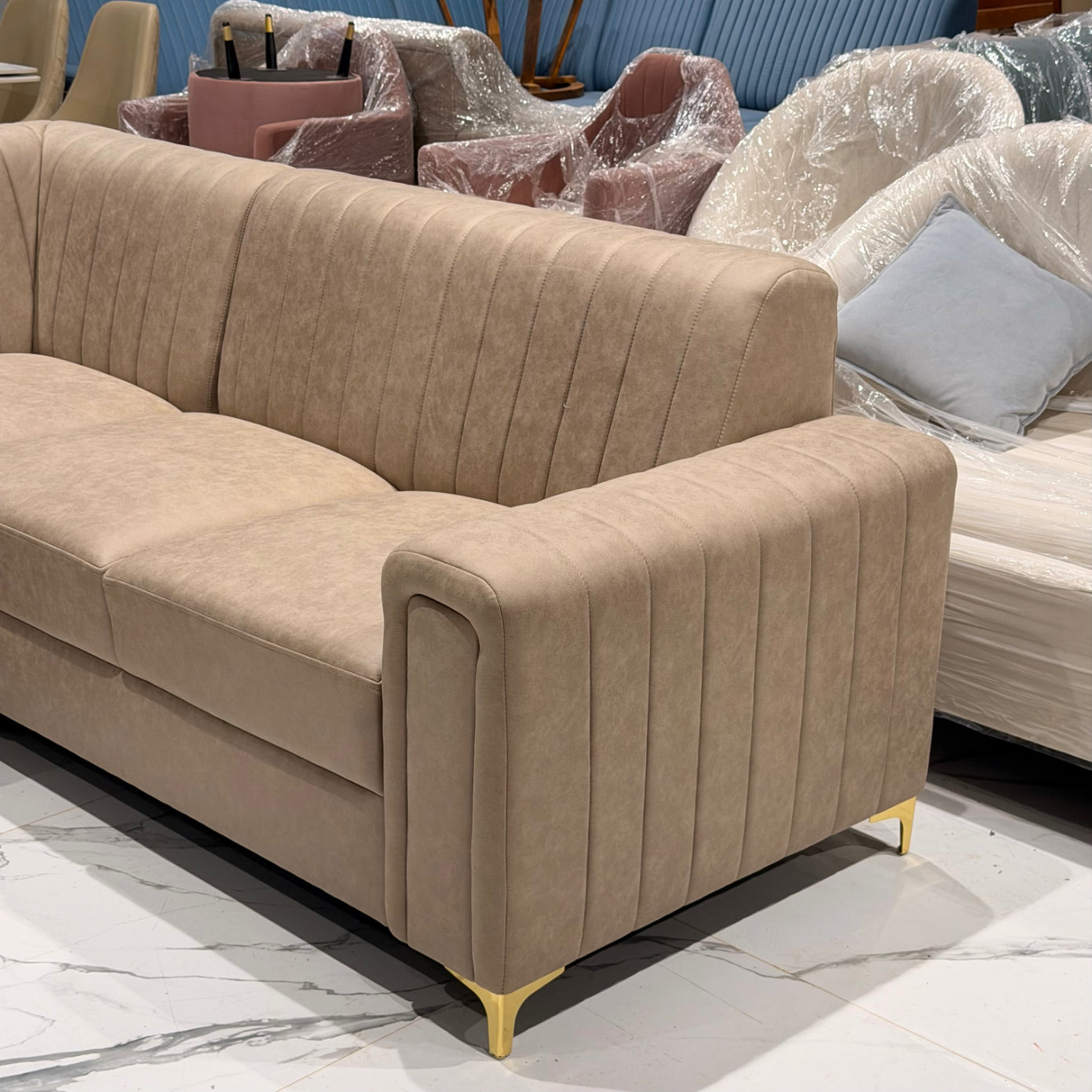 BOXER GOLDEN CORNER SOFA SET | SUEDE FABRIC & ACACIA WOOD | BEIGE