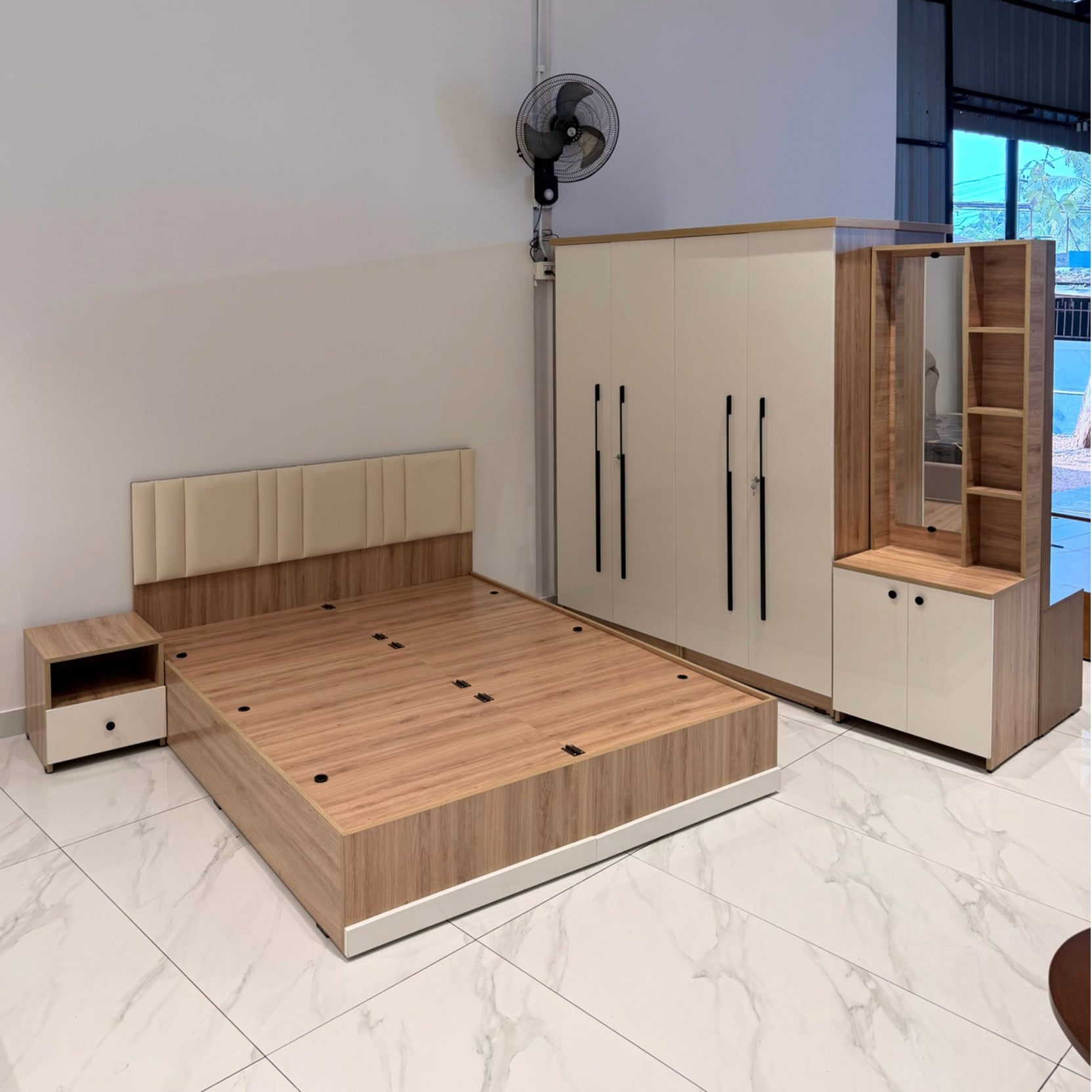 Bedroom Set Cream