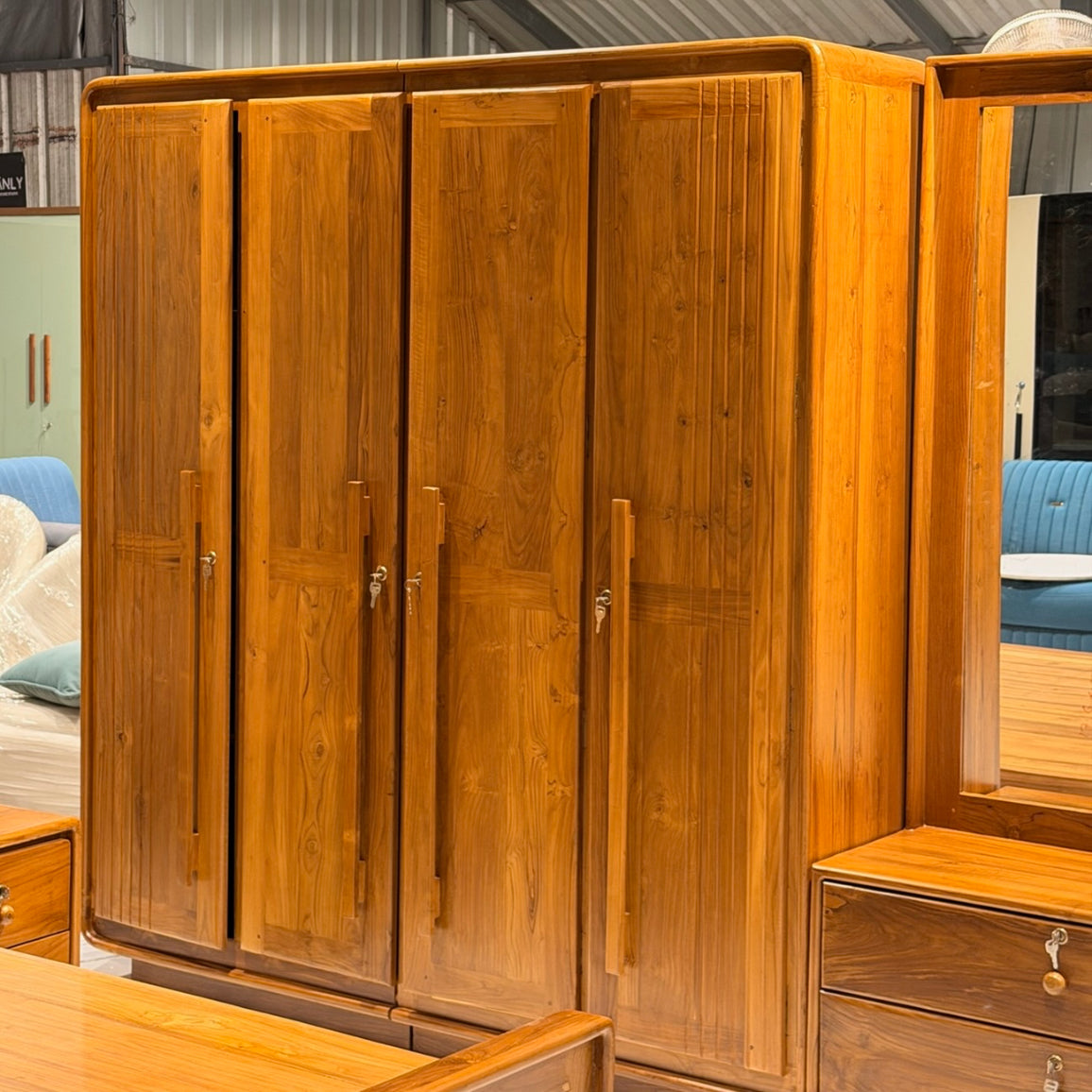 Bedroom Set – Solid Wood Teak