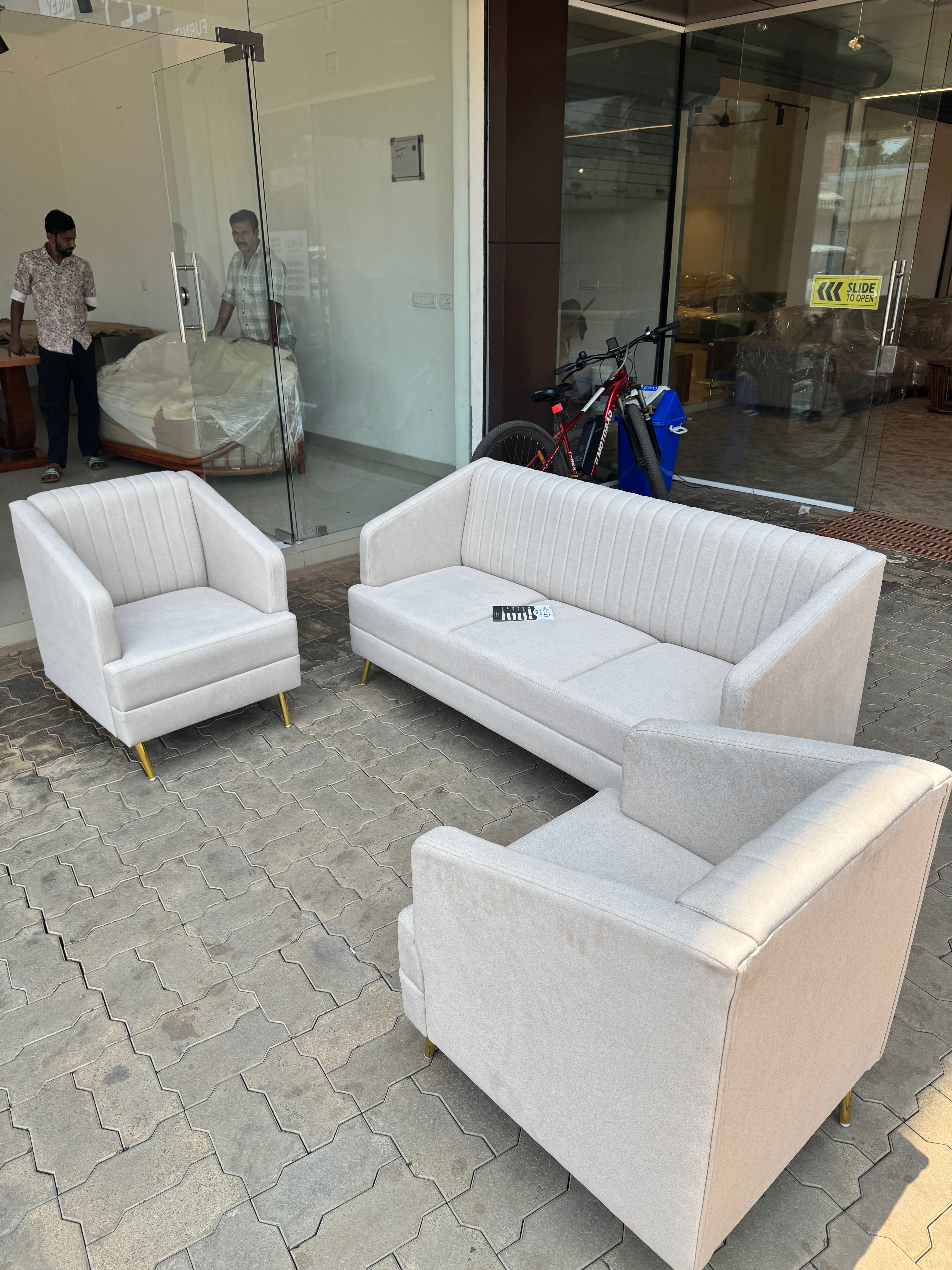 ARM ROYAL 3+1+1 SOFA SET | ACACIA WOOD & FABRIC UPHOLSTERY