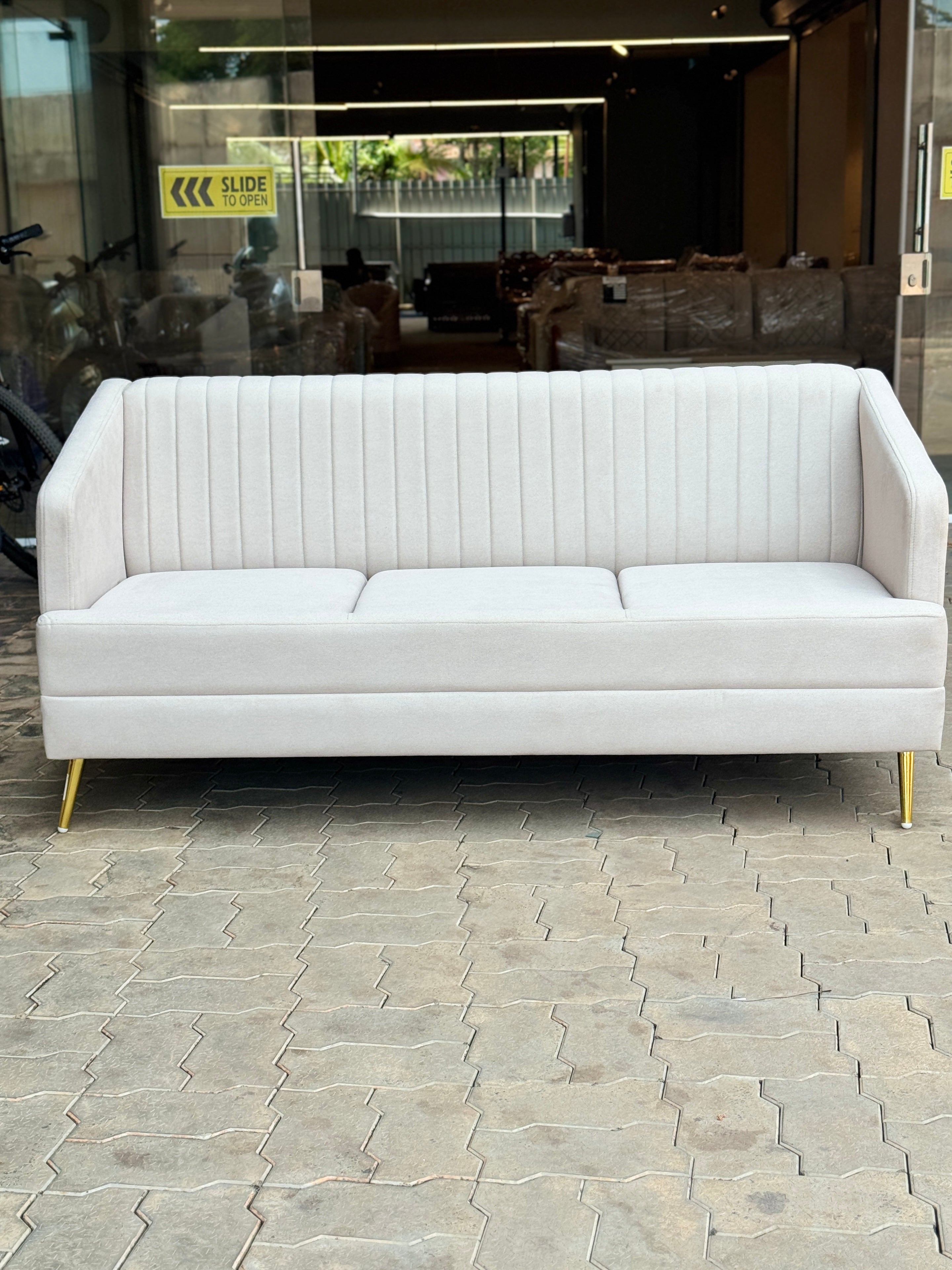 ARM ROYAL 3+1+1 SOFA SET | ACACIA WOOD & FABRIC UPHOLSTERY