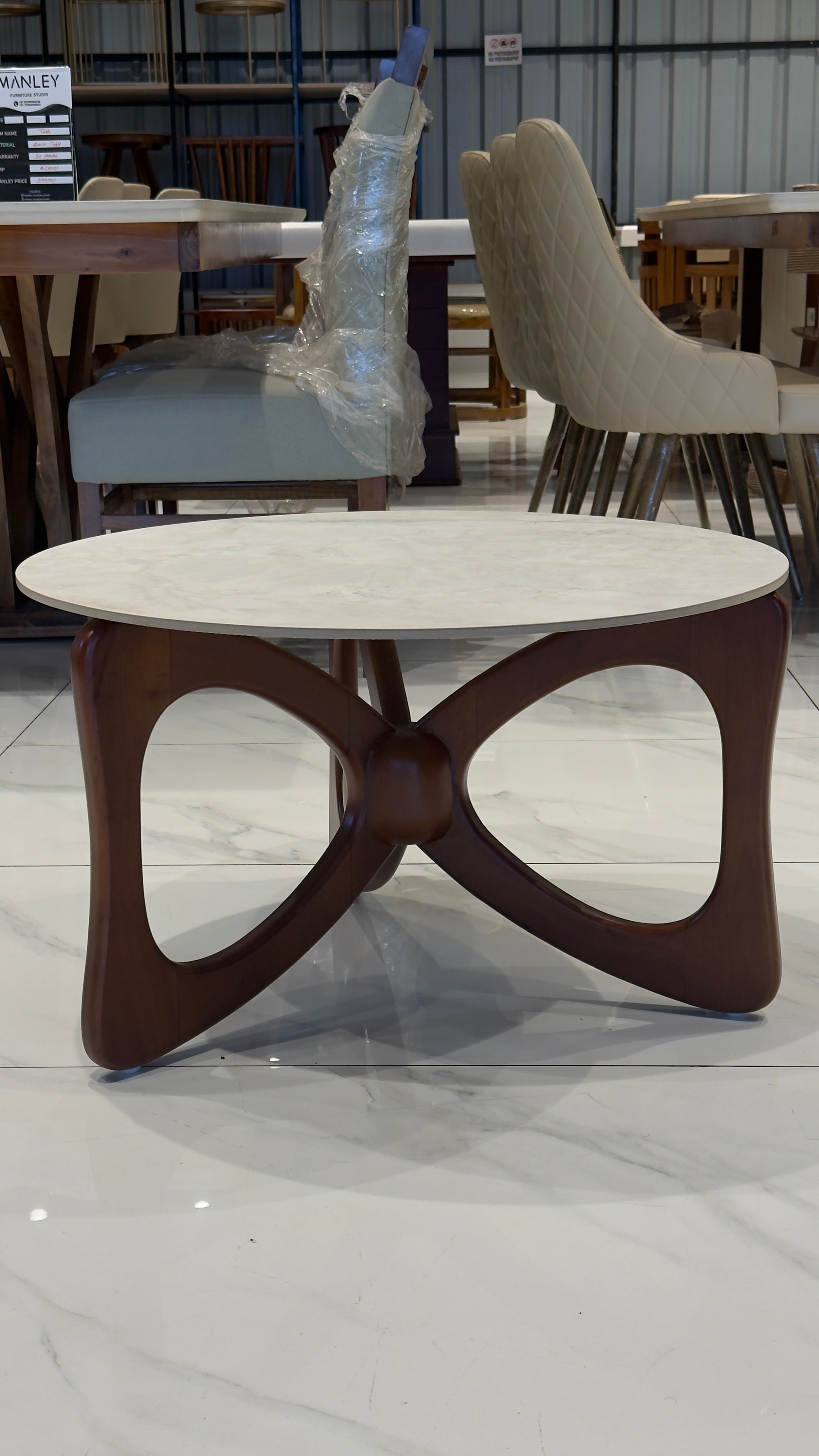 BUTTERFLY LUXE COFEE TABLE | MAHOGANY WOOD & CERAMIC TOP
