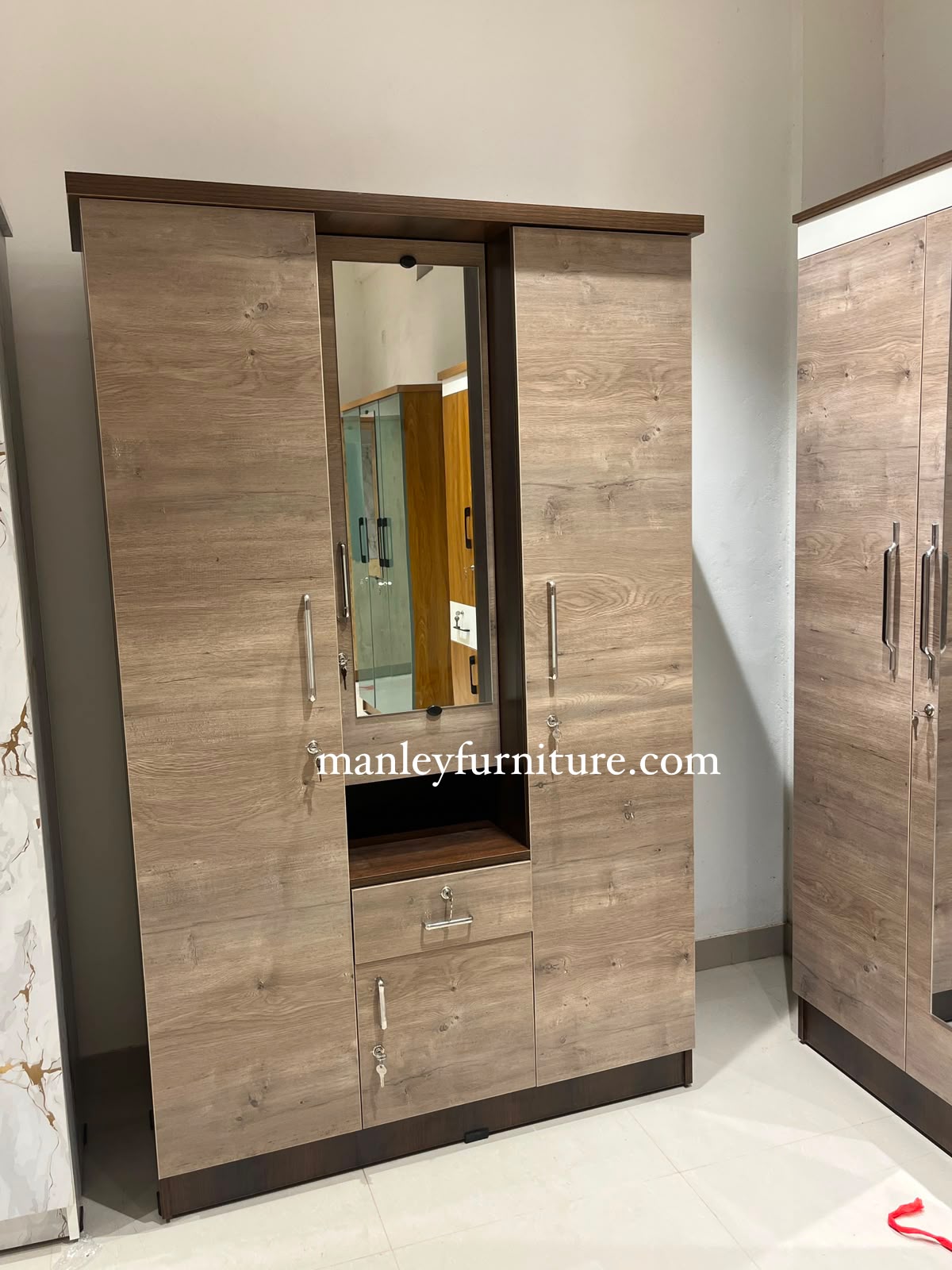 EMBER 3-DOOR WARDROBE | PARTICLE BOARD | HASH COLOUR