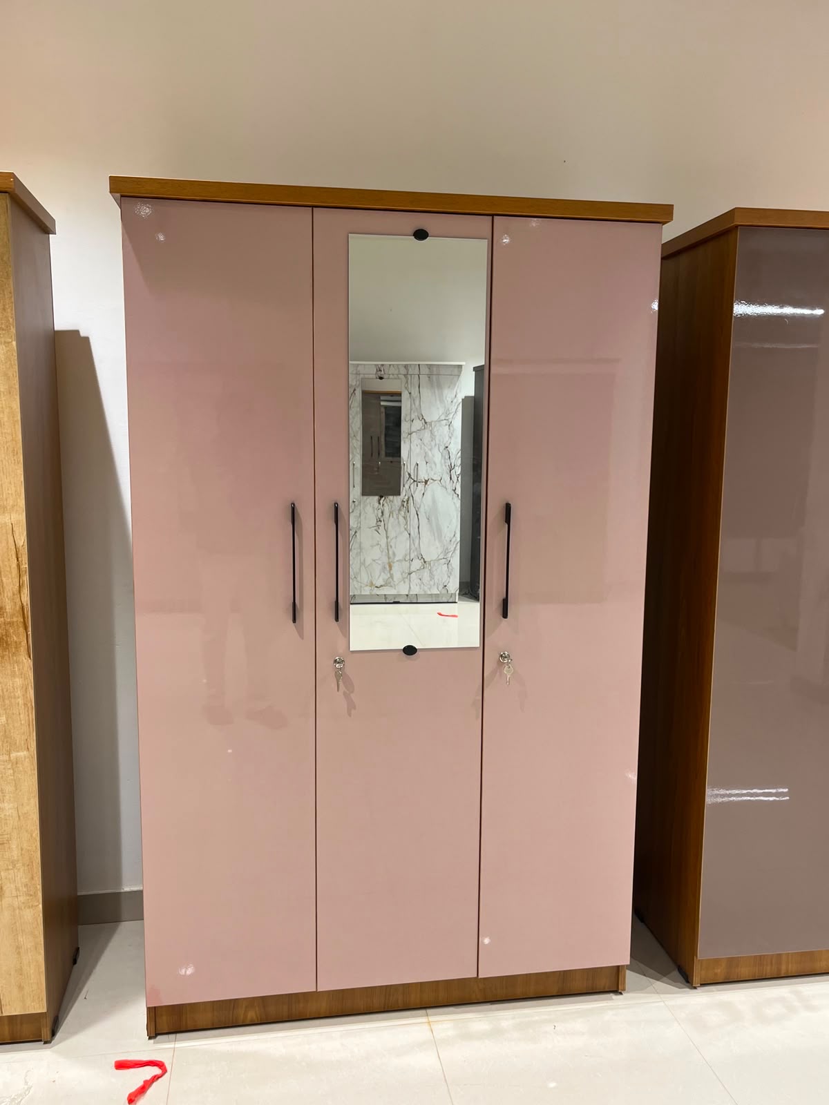 SINON 3-DOOR WARDROBE | PARTICLE BOARD | PINK COLOUR