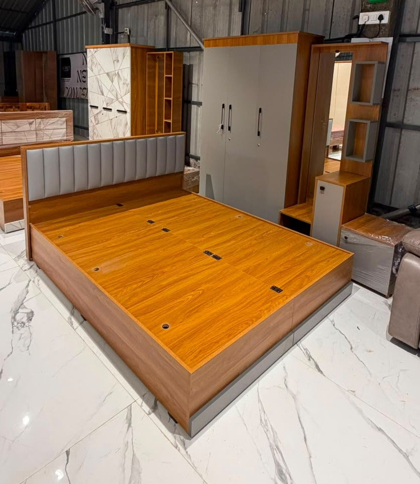 GREY LINE 3-DOOR QUEEN SIZE BEDROOM SET | PARTICLE BOARD | GREY COLOUR