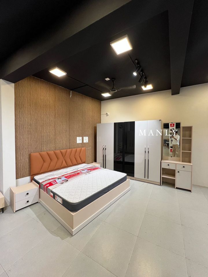 Bedroom Set - Castle