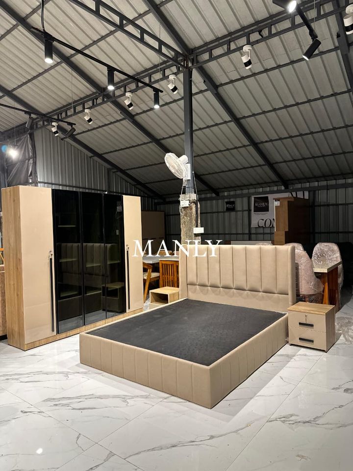 Jobs Bedroom Set – UV Board Glass Door Wardrobe & Plywood Queen Cot | 5-Year Warranty