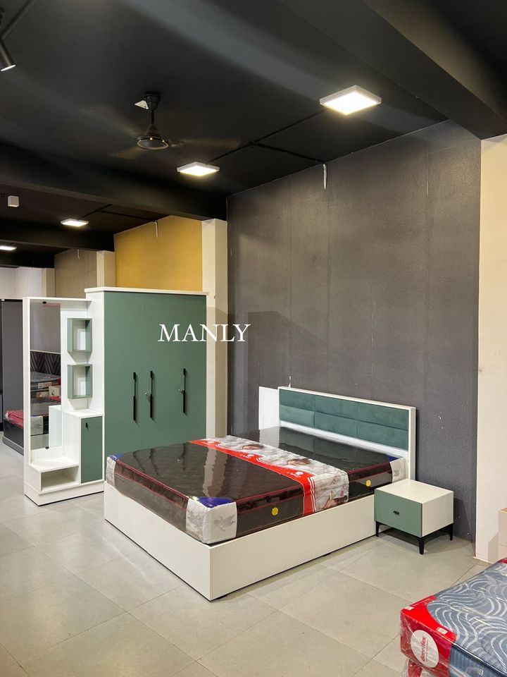 Bedroom Set - Makwa