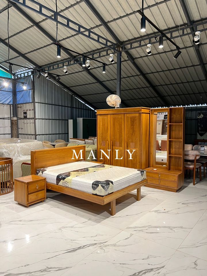 Bedroom Set - Maple