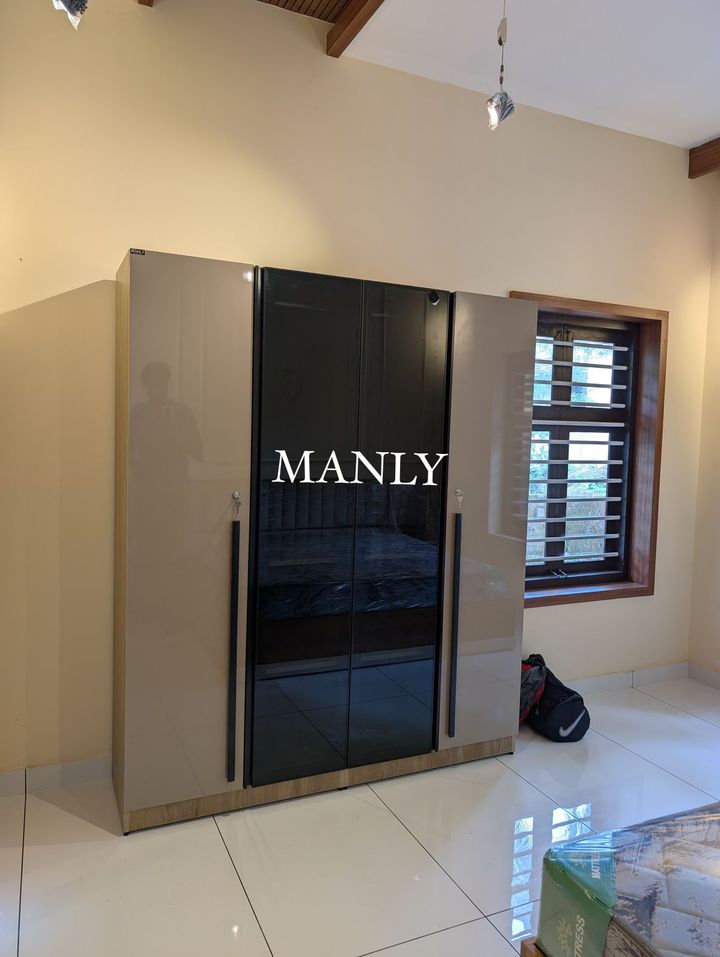 Wardrobe 0026