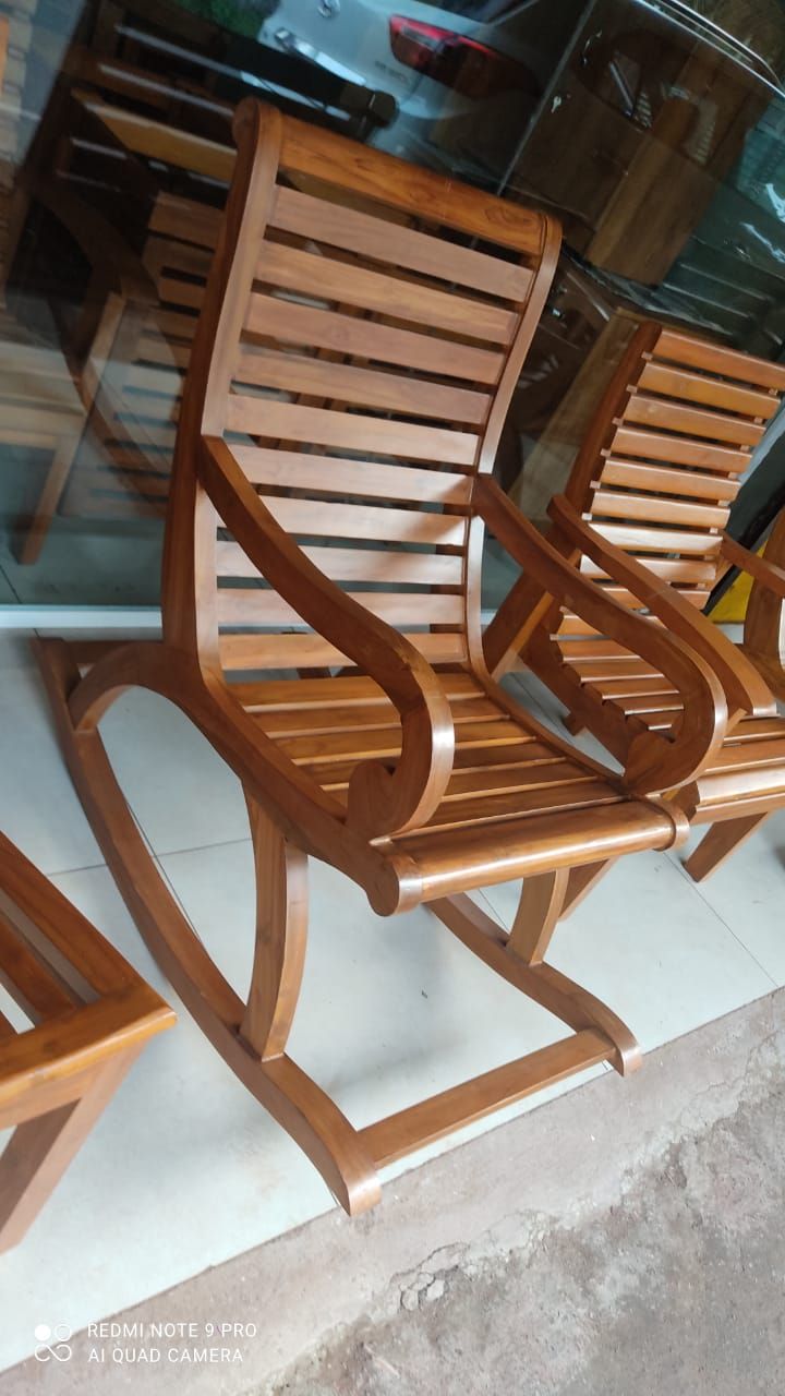 Chairs - Grand Lounge Chair