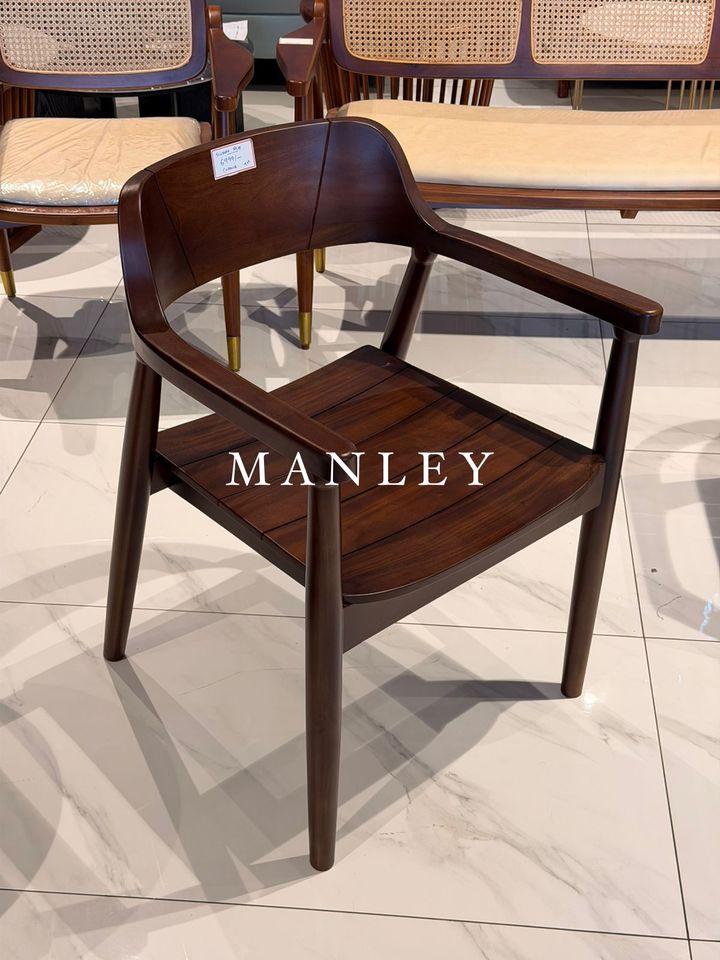 Chairs - Wd sitout chair v