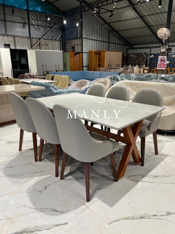 Cozly Treated Mahogany Dining Set