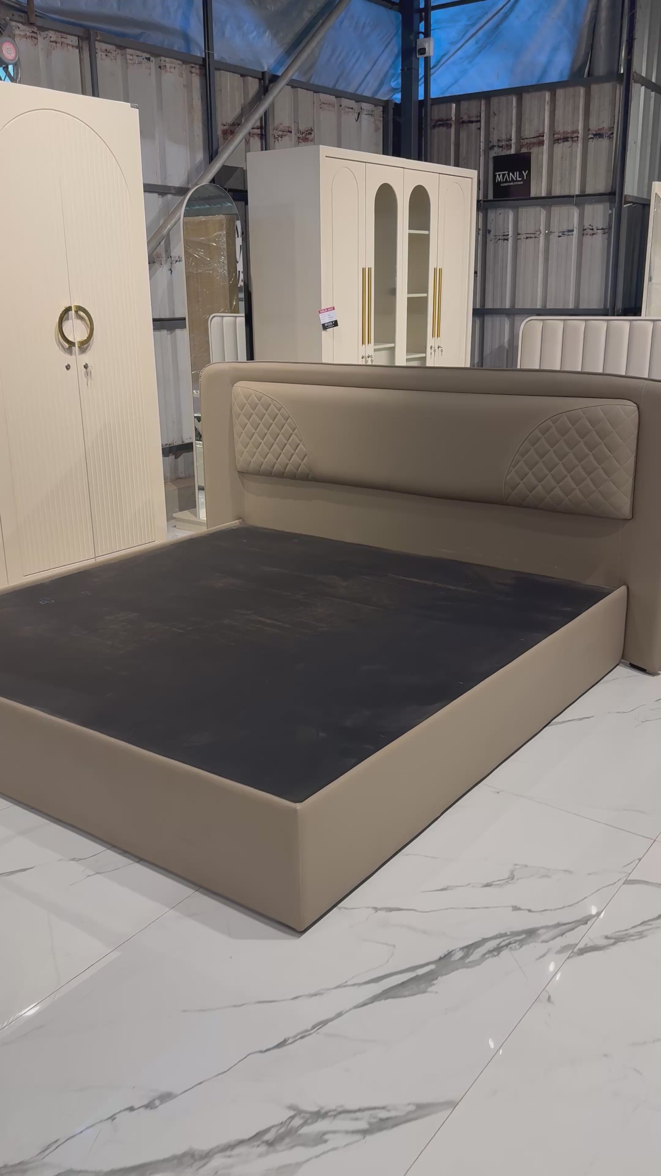COXLEY KING SIZE COT | FULL ART LEATHER UPHOLSTERY