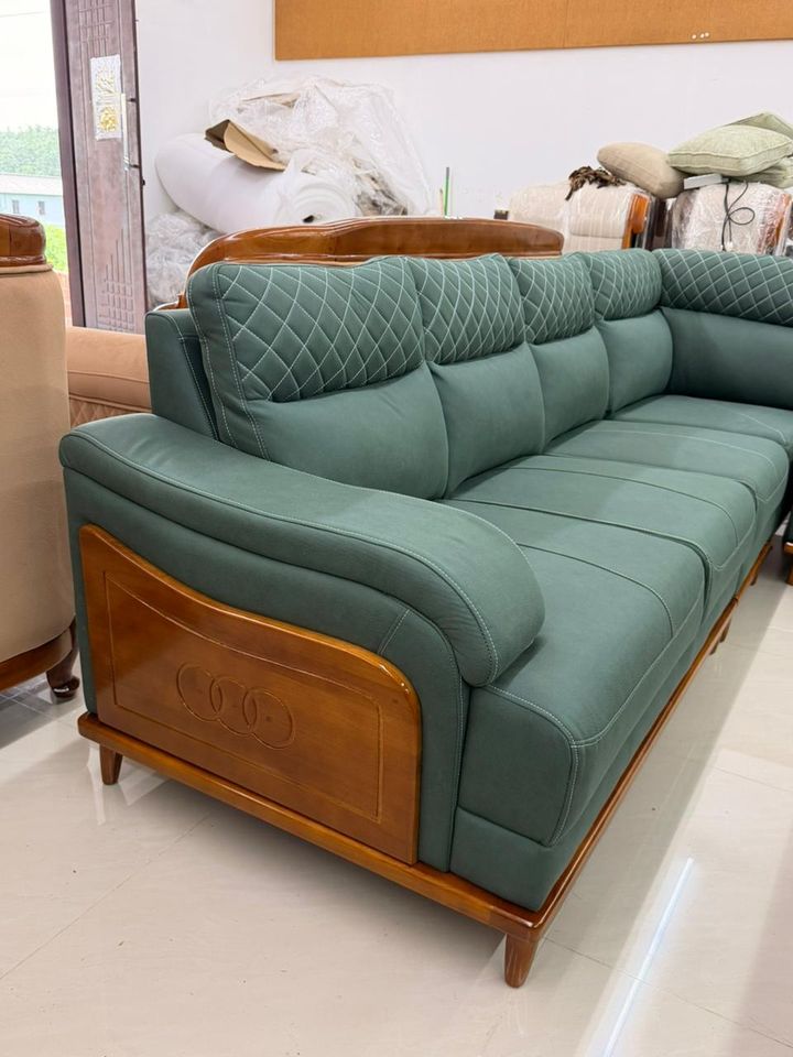 Jumbox Sofa – Suede Ps Treated Mahogany | 32 Density Foam